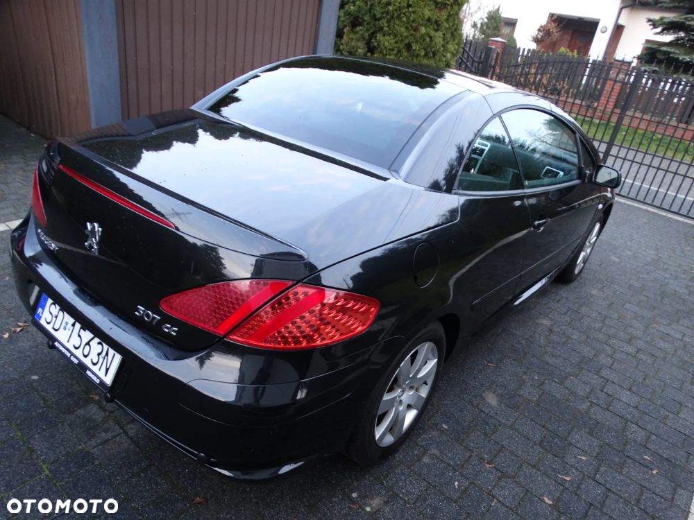 Peugeot 307 CC 1.6 Intense - 6
