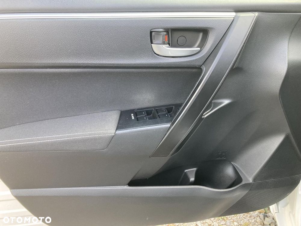 Toyota Corolla 1.6 Premium MS - 14