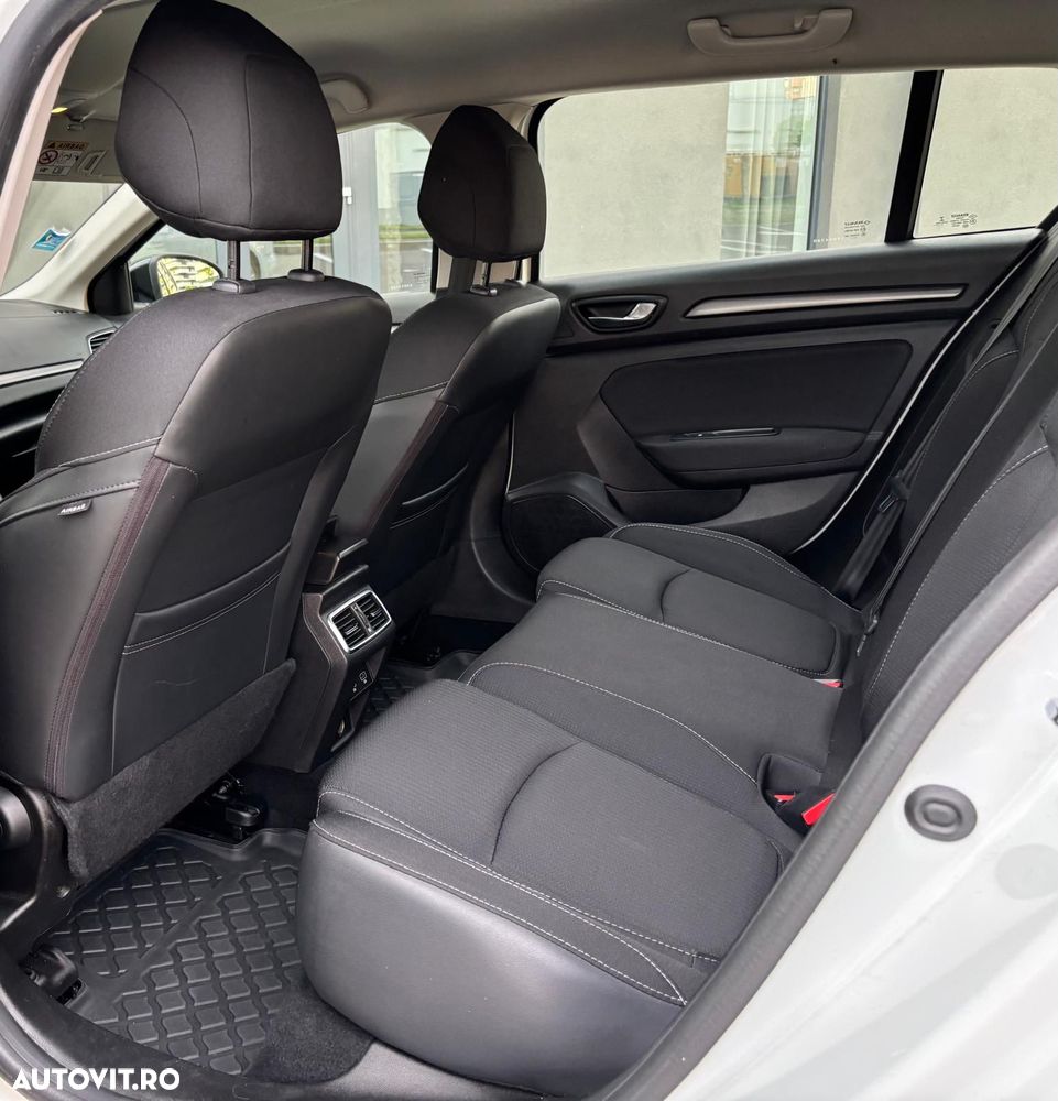 Renault Megane BLUE dCi EDC Zen - 15