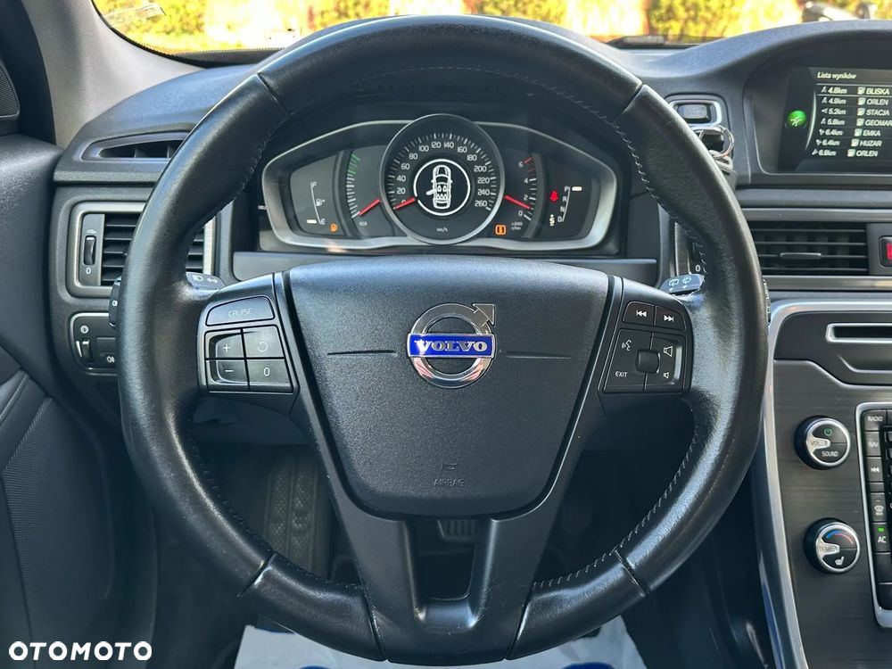 Volvo V70 D3 Geartronic Summum - 18