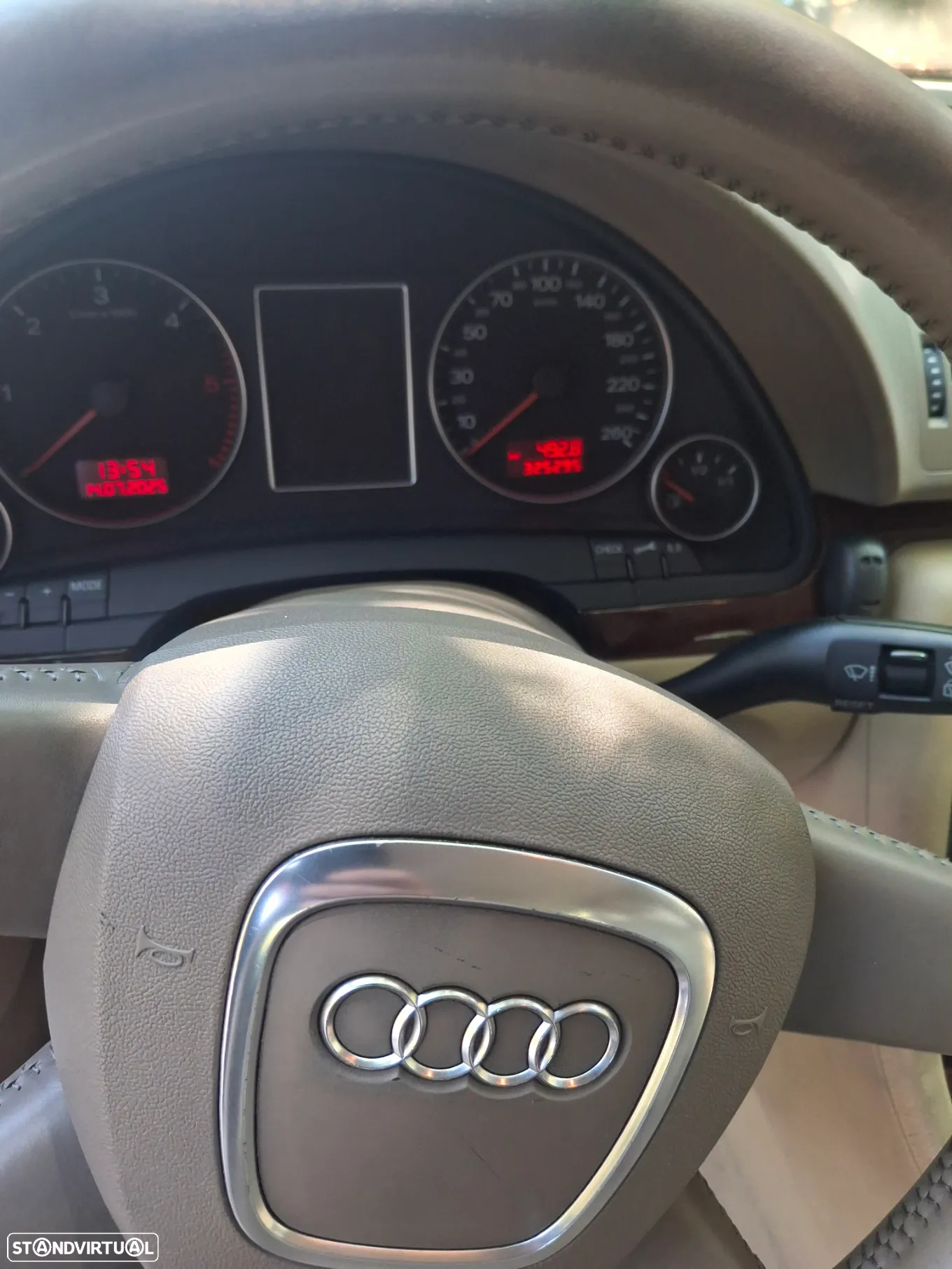 Audi A4 Avant 2.0 TDI Sport - 8