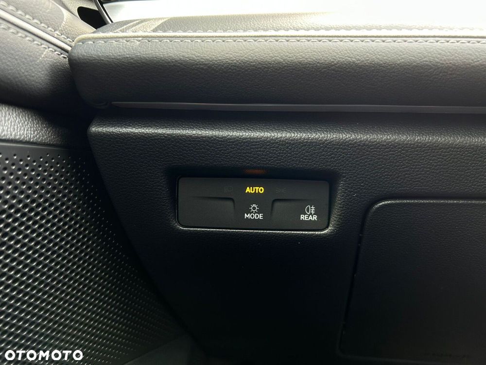 Volkswagen Passat Variant - 24