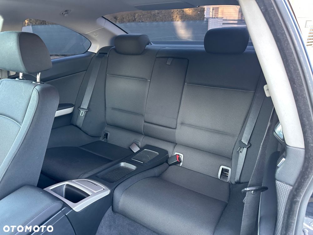 BMW Seria 3 320i - 21