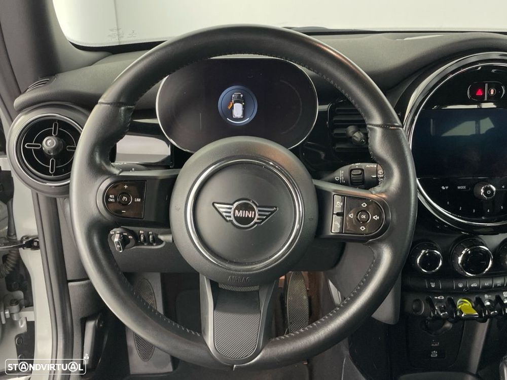 MINI 3 Portas Cooper SE - 14