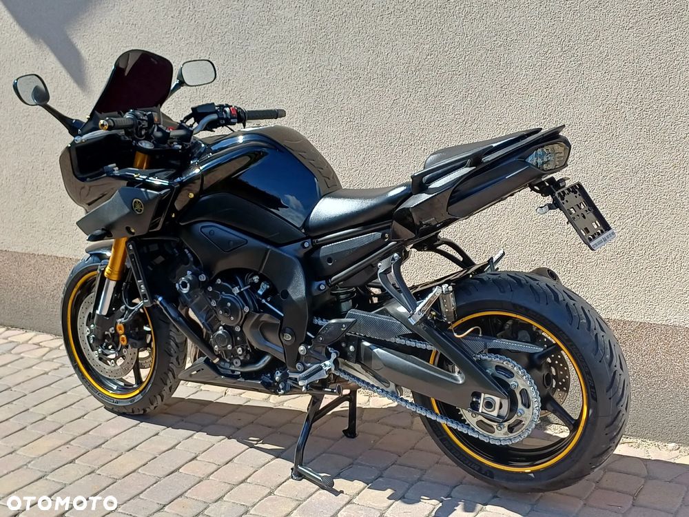 Yamaha FZ8 - 21