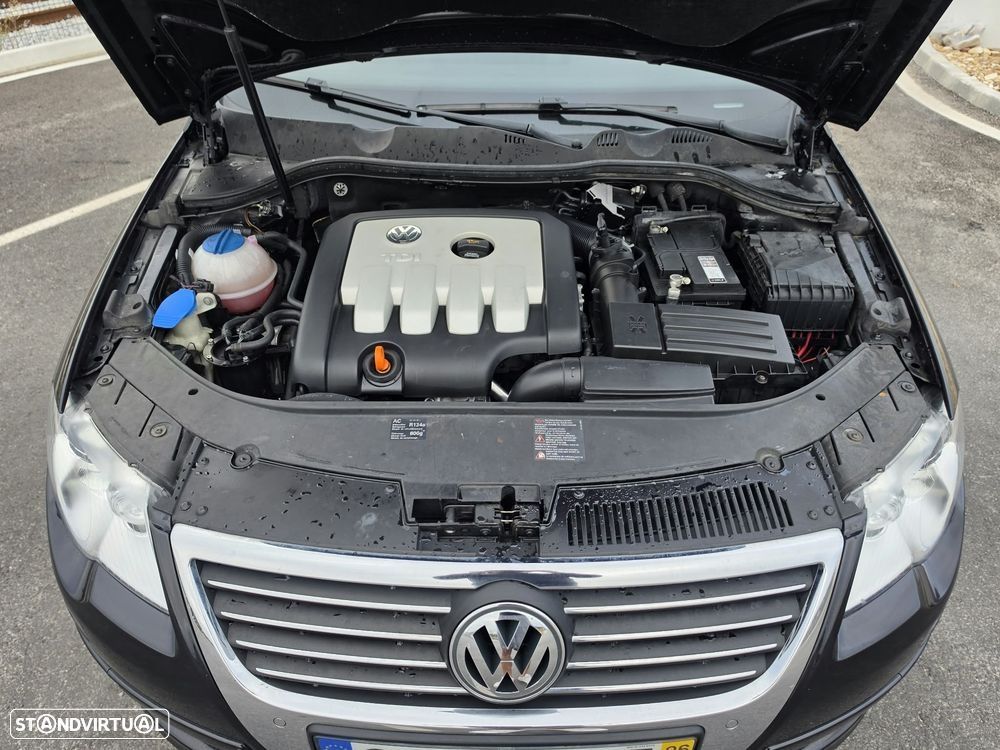 VW Passat 2.0 TDI Highline - 15