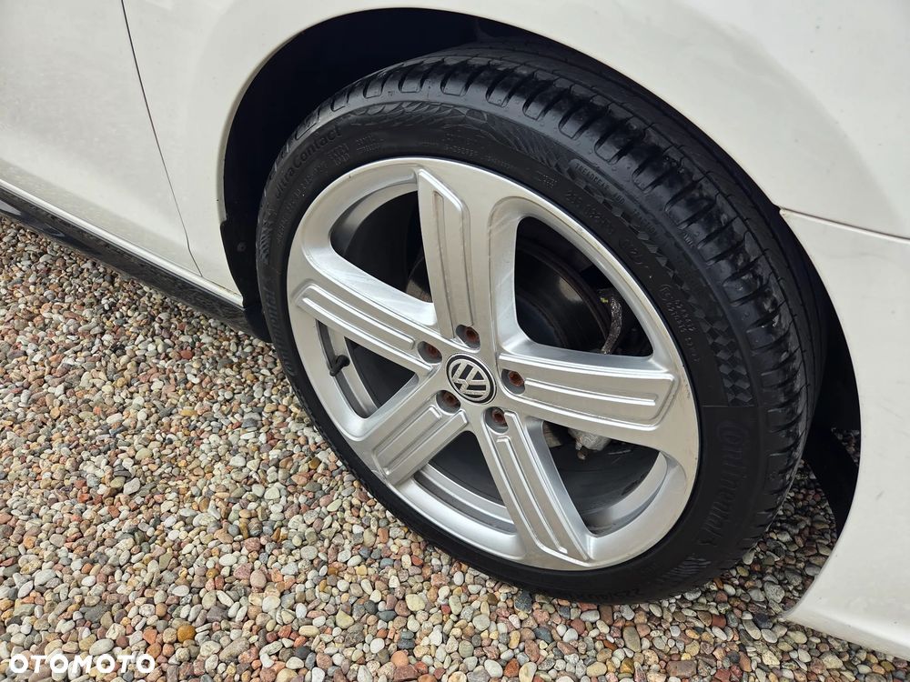 Volkswagen Golf - 16