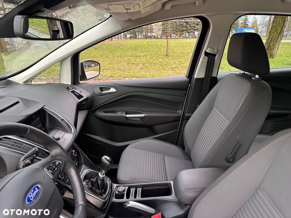 Ford C-MAX 2.0 TDCi Start-Stop-System Titanium - 15