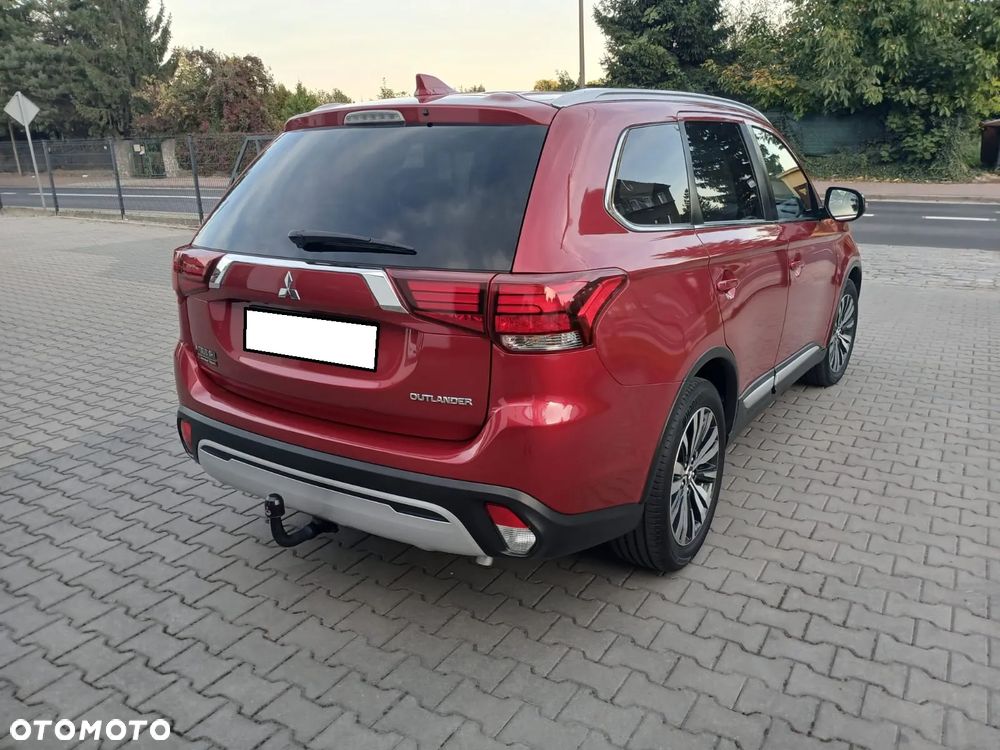 Mitsubishi Outlander 2.0 2WD CVT Edition 100 - 18