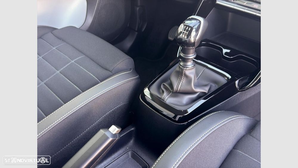 Citroën C3 1.2 PureTech Max - 21