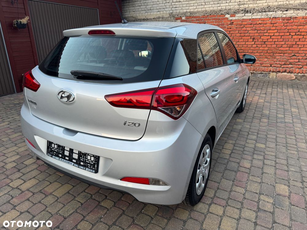 Hyundai i20 1.2 Pure - 7