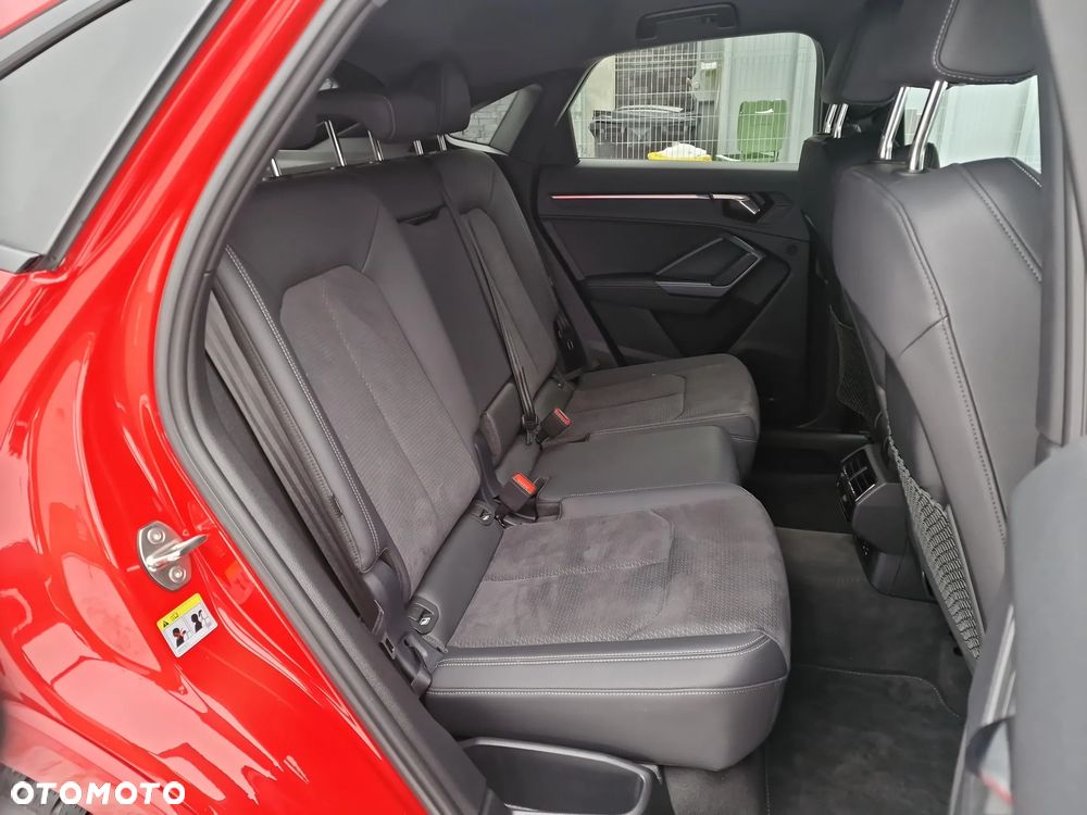 Audi Q3 Sportback 40 TFSI Quattro S-Line S tronic - 11