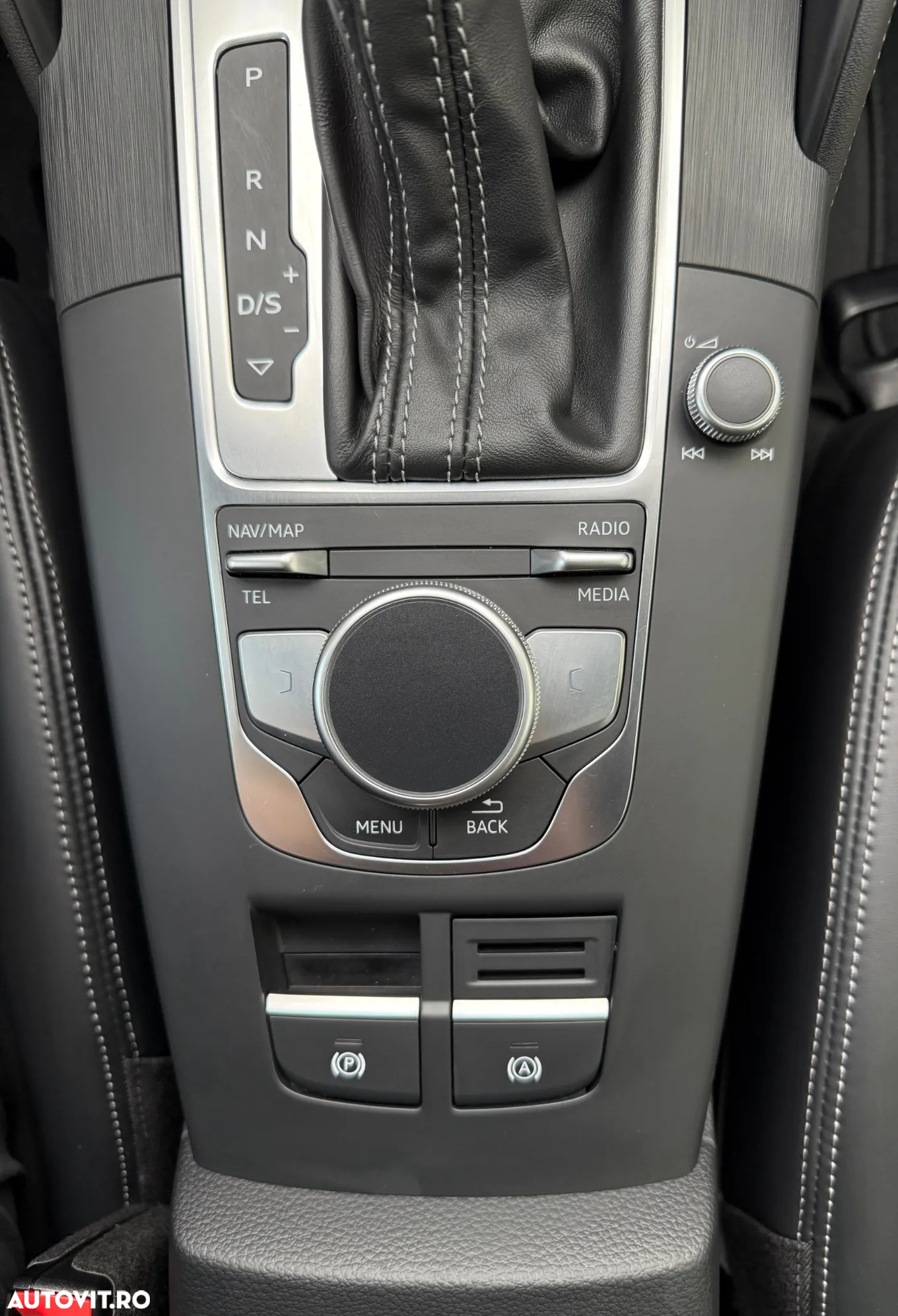 Audi RS3 TFSI Limousine quattro S tronic - 23