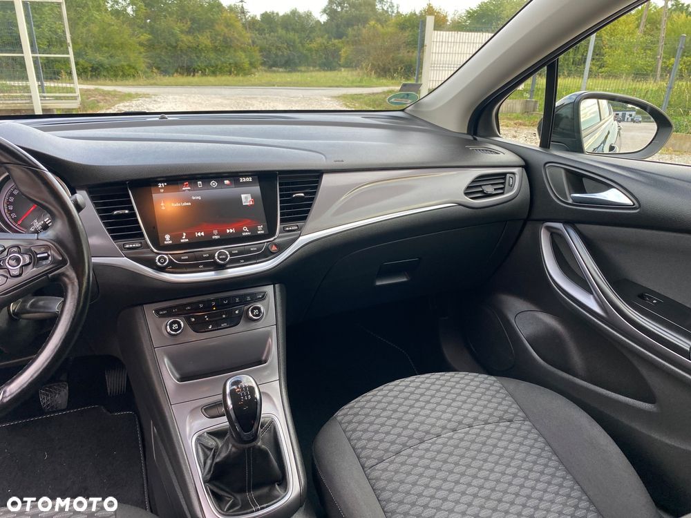 Opel Astra 1.4 Turbo Edition - 9