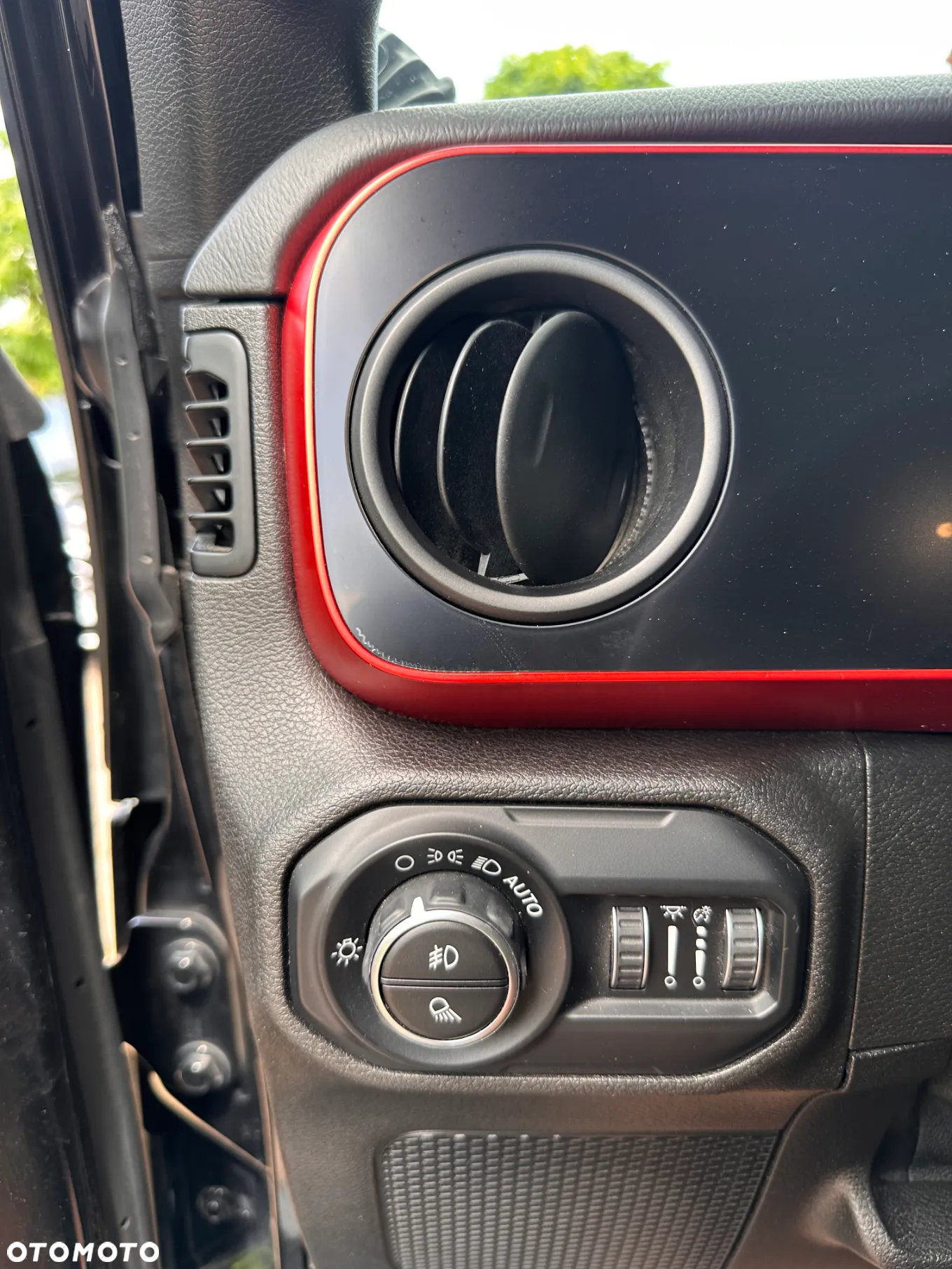 Jeep Gladiator - 29