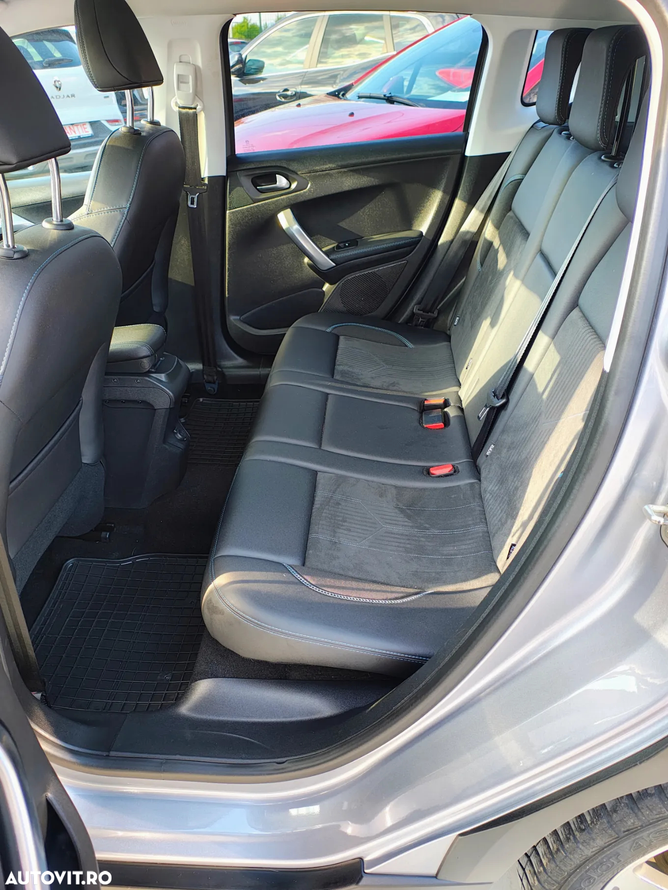 Peugeot 2008 PureTech 130 GPF Stop&Start Crossway - 31