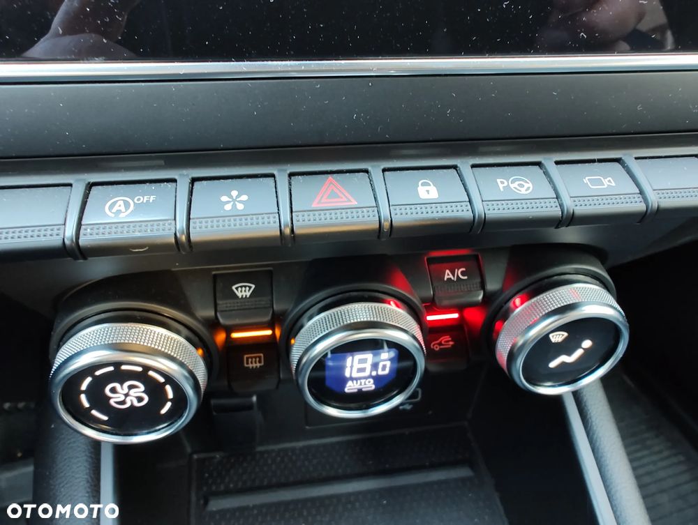 Renault Captur 1.3 TCe Intens EDC - 17