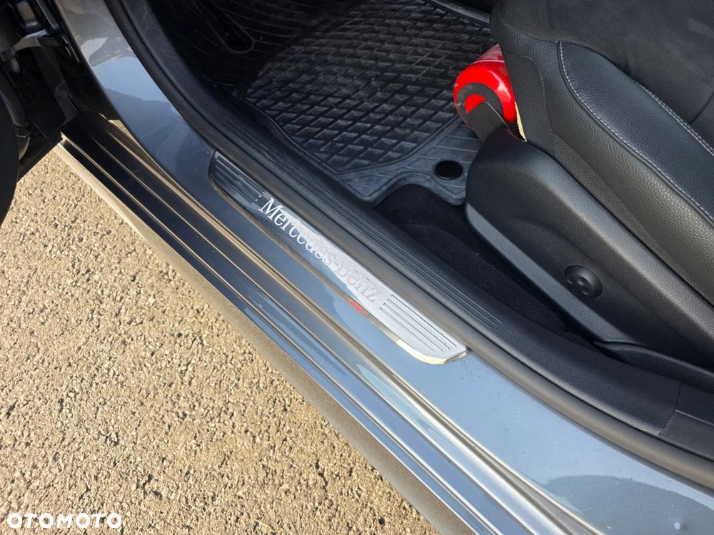 Mercedes-Benz Klasa E 220 d 4-Matic AMG - 12