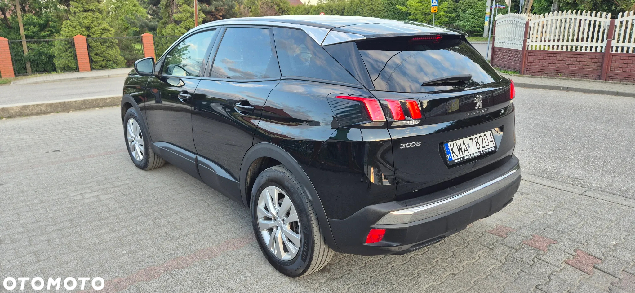 Peugeot 3008 1.5 BlueHDi Active S&S EAT8 - 6