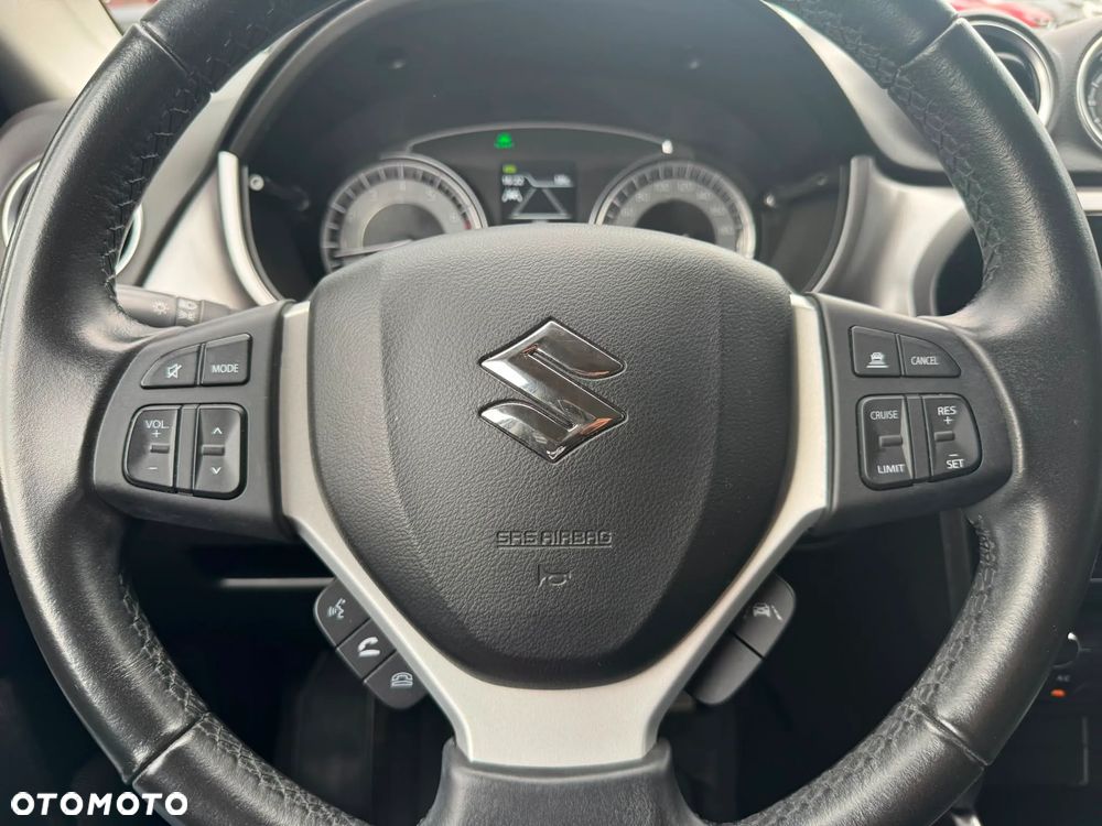 Suzuki Vitara 1.5 Strong Hybrid Premium 2WD AGS - 9