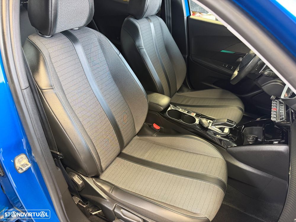 Peugeot 2008 PureTech 130 EAT8 Allure - 21