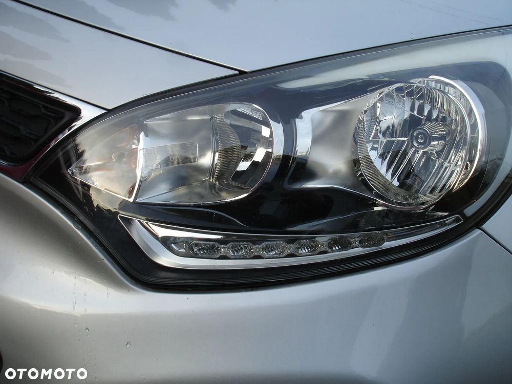 Kia Rio 1.1 CRDI Dream Team Edition - 22