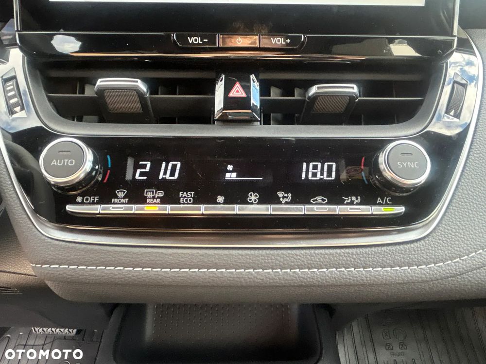 Toyota Corolla 1.8 Hybrid Comfort - 28