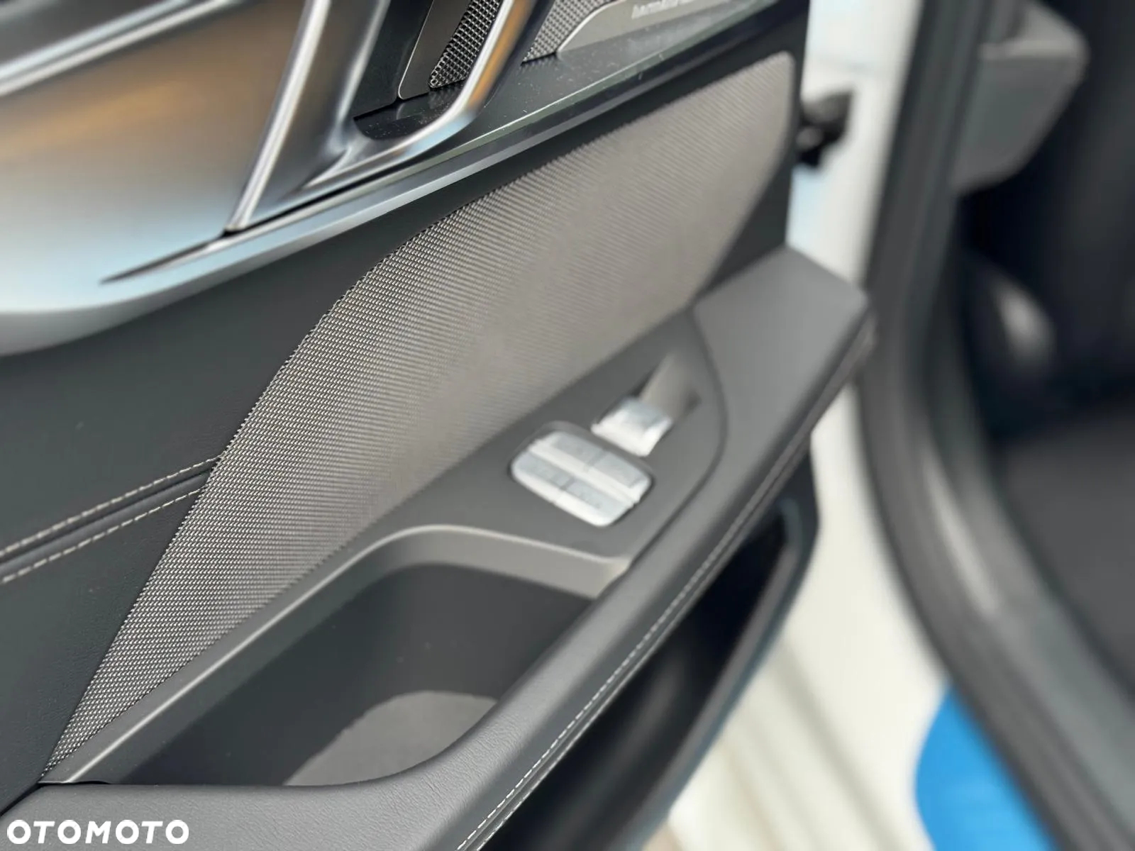 BMW Seria 8 - 26