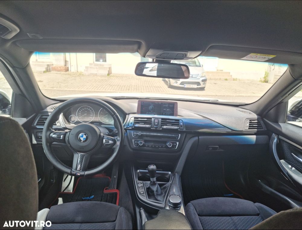 BMW Seria 3 318d xDrive Sport Line - 14