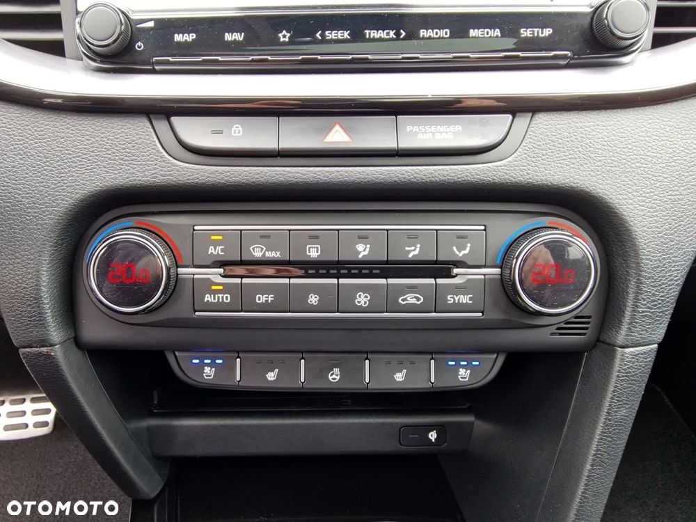 Kia XCeed 1.6 CRDi mHEV Prestige Line DCT - 31