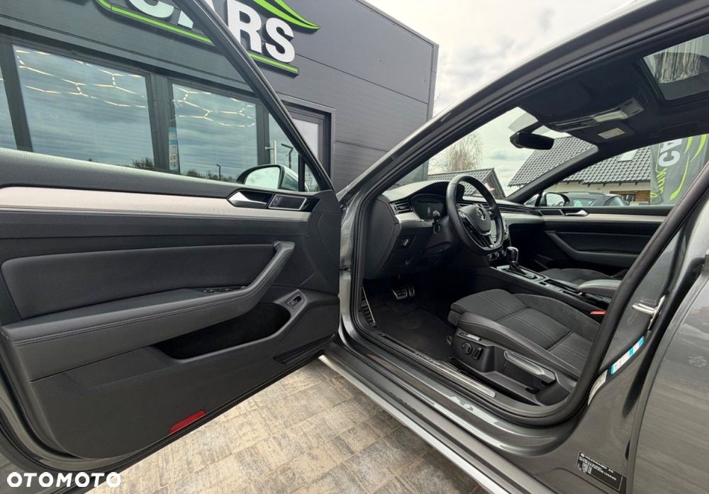 Volkswagen Passat Alltrack - 9