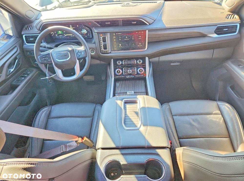 GMC Yukon - 9