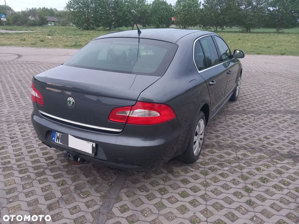 Skoda Superb 2.0 TDI Comfort - 8