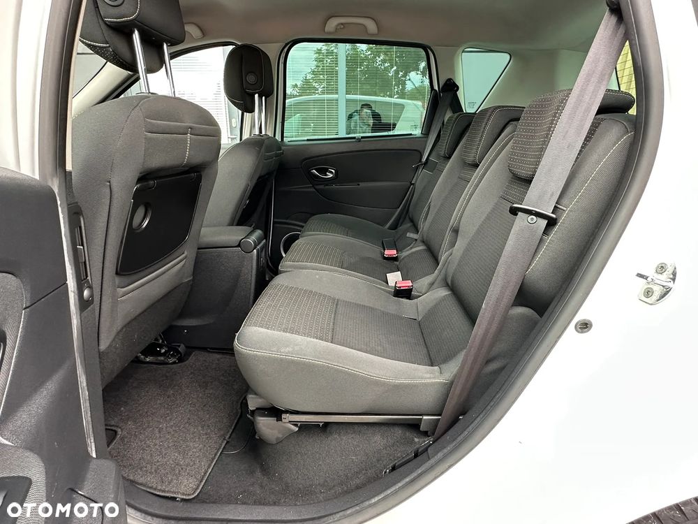 Renault Scenic 1.5 dCi Emotion - 20