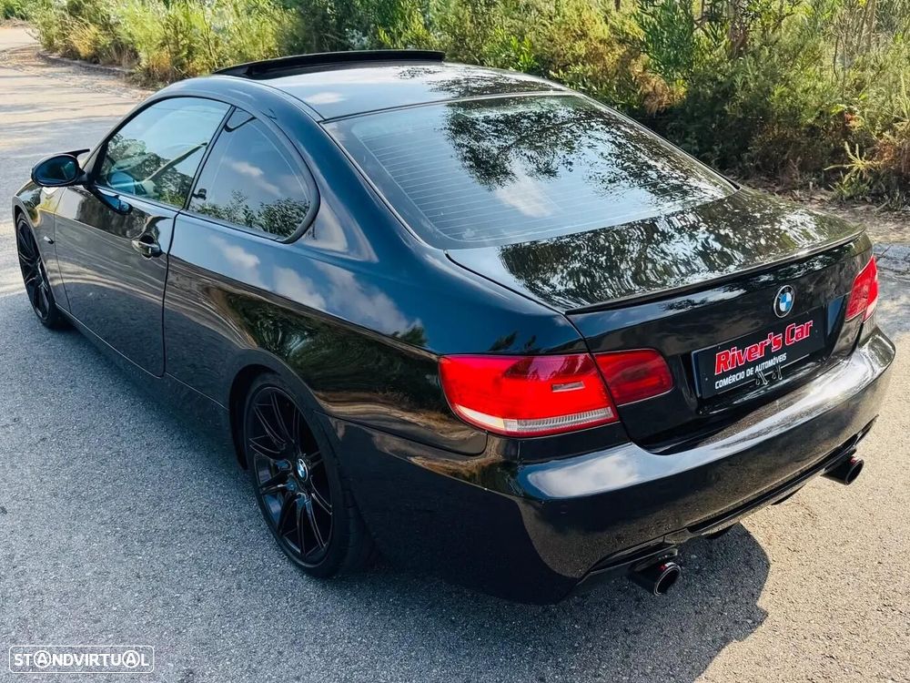 BMW 320 d Coupe - 15