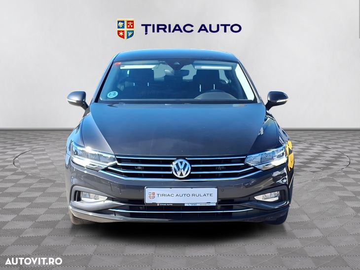 Volkswagen Passat 2.0 TDI SCR DSG Elegance - 10
