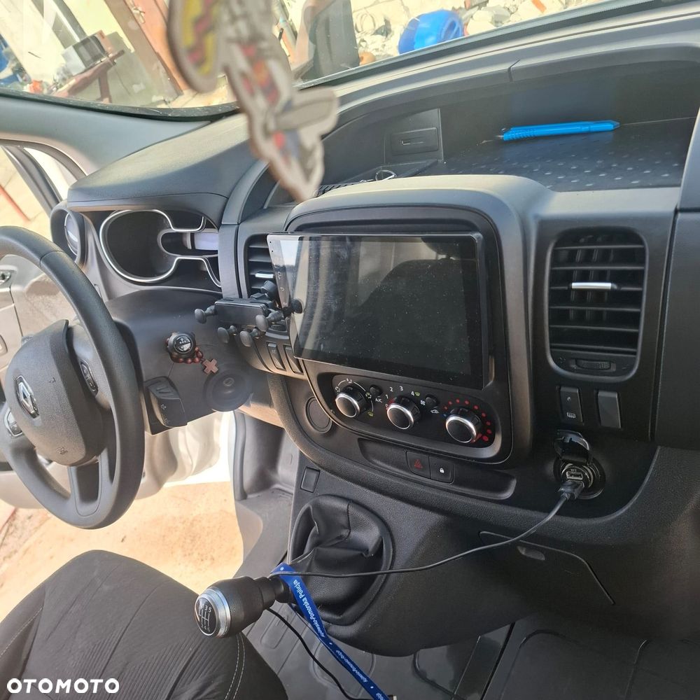 Renault Trafic - 6