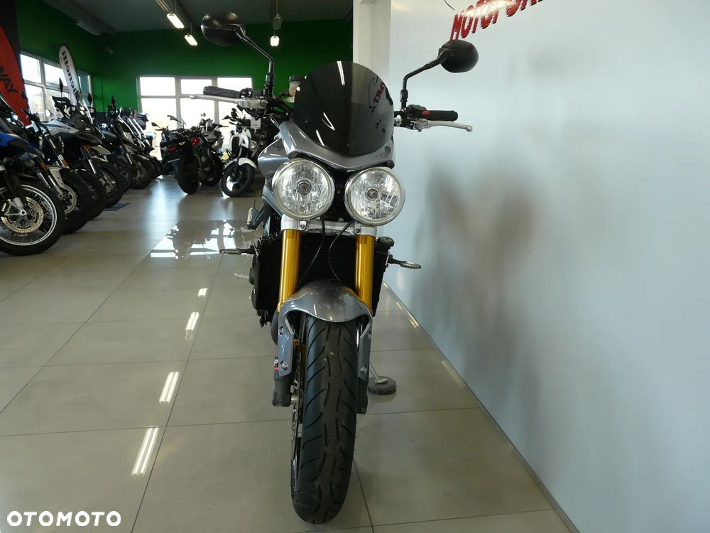 Triumph Street Triple - 5