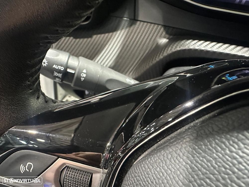 Peugeot e-2008 50 kWh Active Pack - 41