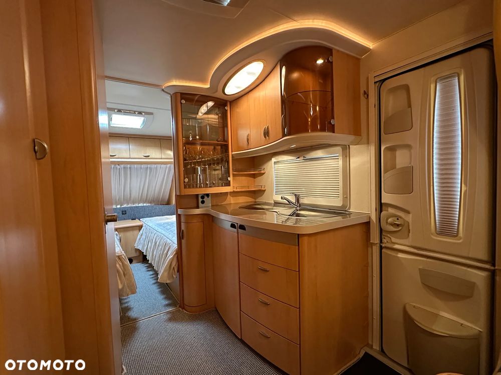 Hobby 495 UL z przedsionkiem i napędem. DMC 1500 kg !!! RATY. - 16