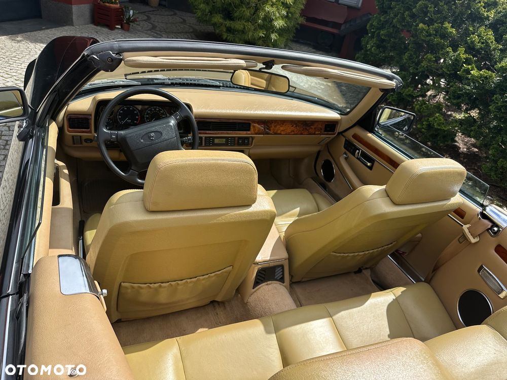 Jaguar XJS - 24