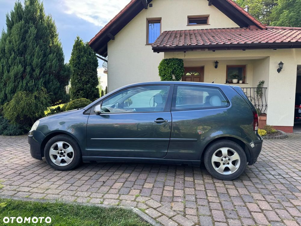 Volkswagen Polo 1.4 TDI DPF BlueMotion - 4