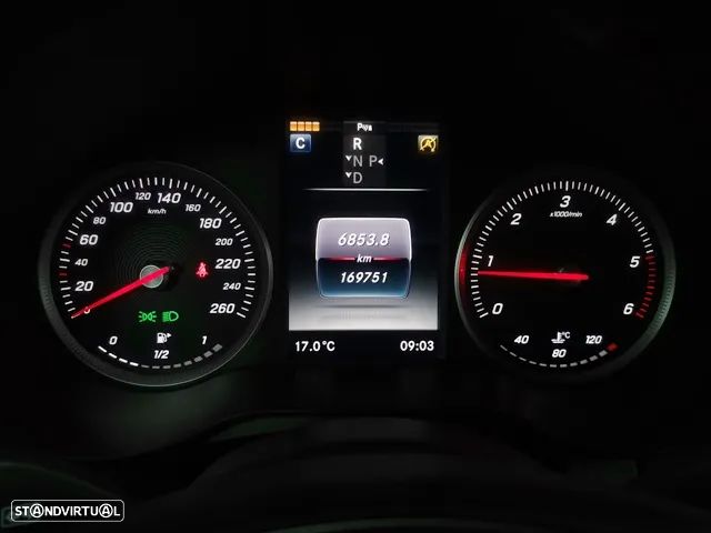 Mercedes-Benz GLC 220 d 4Matic 9G-TRONIC - 28