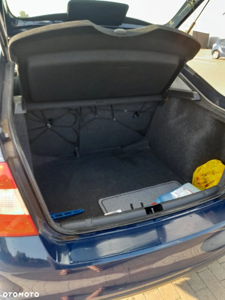 Skoda RAPID 1.6 TDI DPF Active - 8