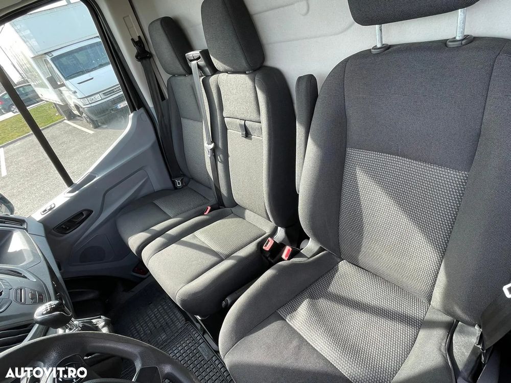Ford Transit - 12