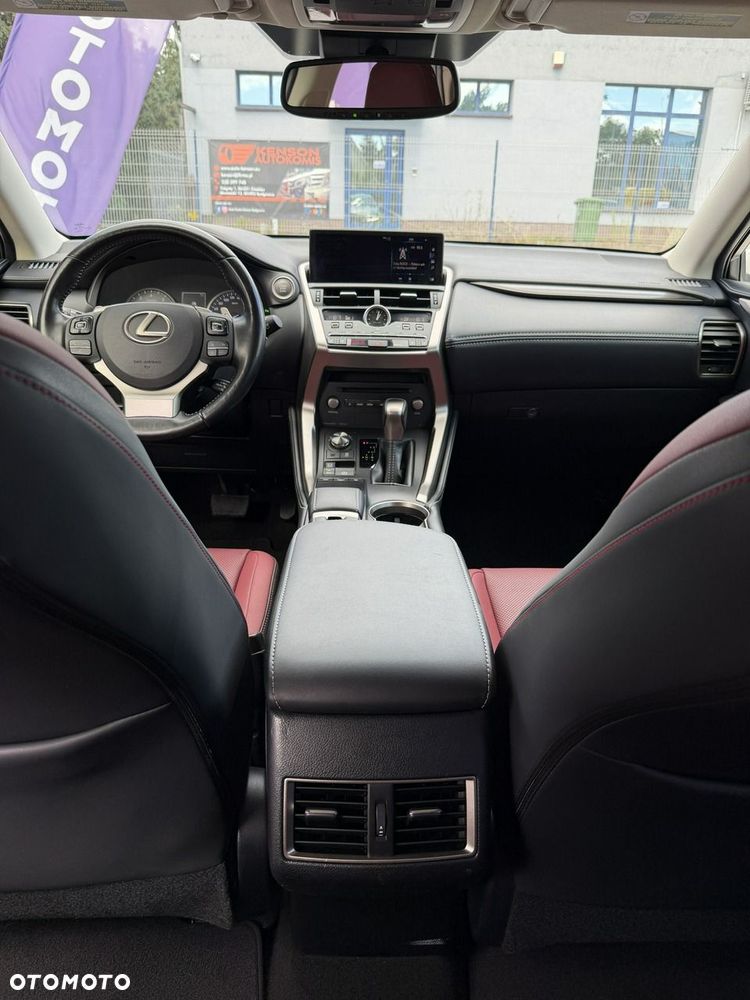 Lexus NX 300 Executive Line - 29