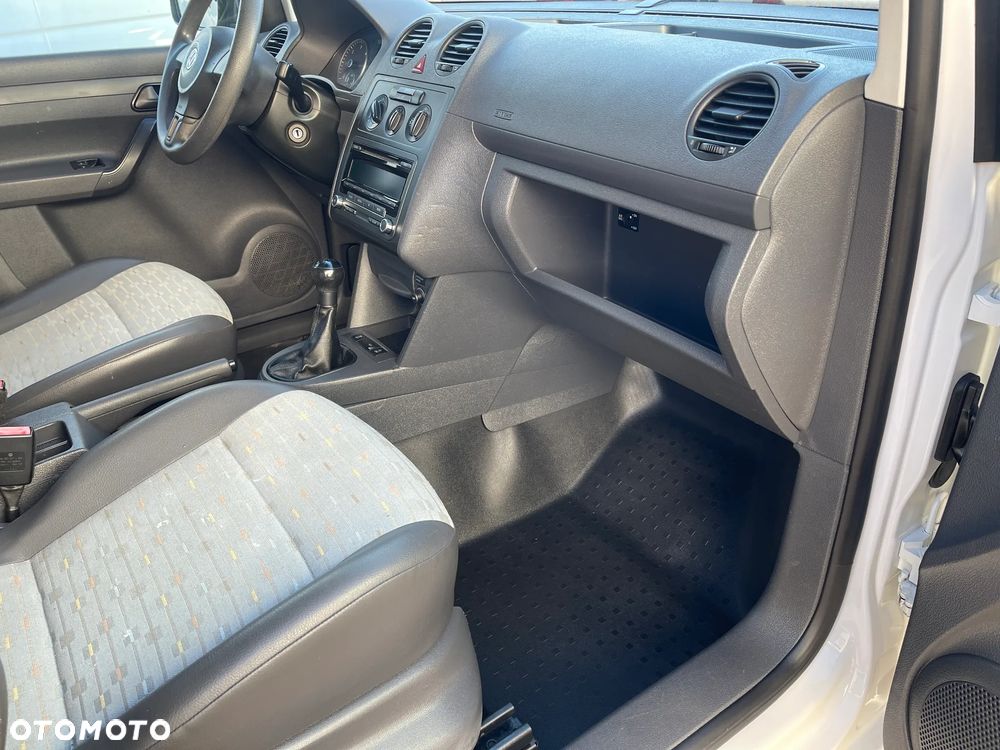 Volkswagen Caddy - 23