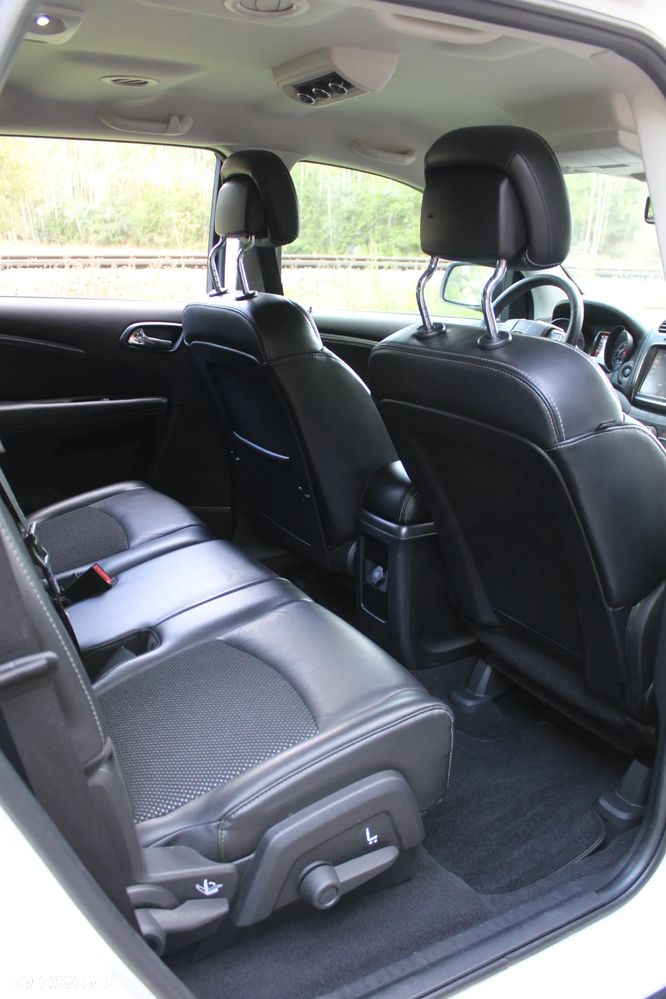 Dodge Journey - 16
