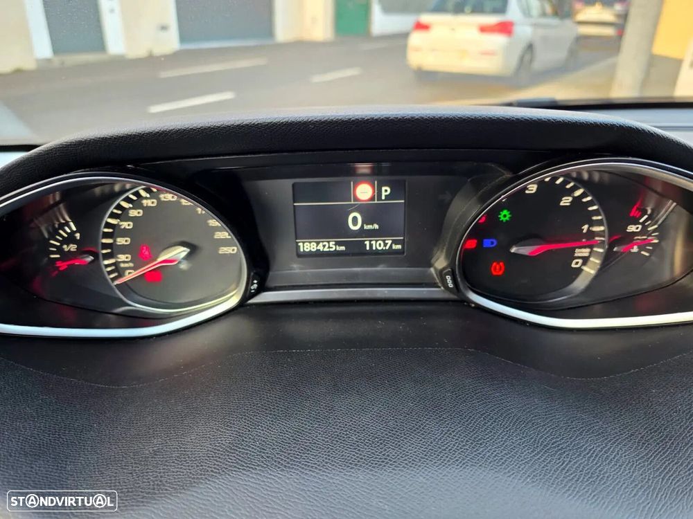 Peugeot 308 1.5 BlueHDi Style EAT8 - 21
