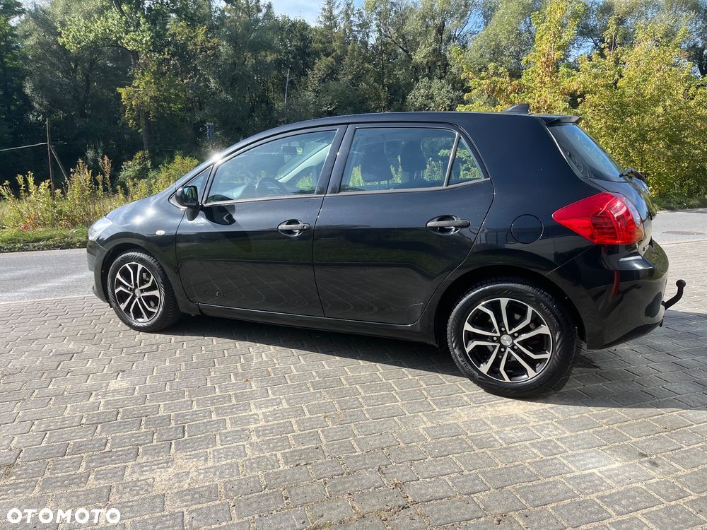 Toyota Auris 1.33 VVT-i - 5